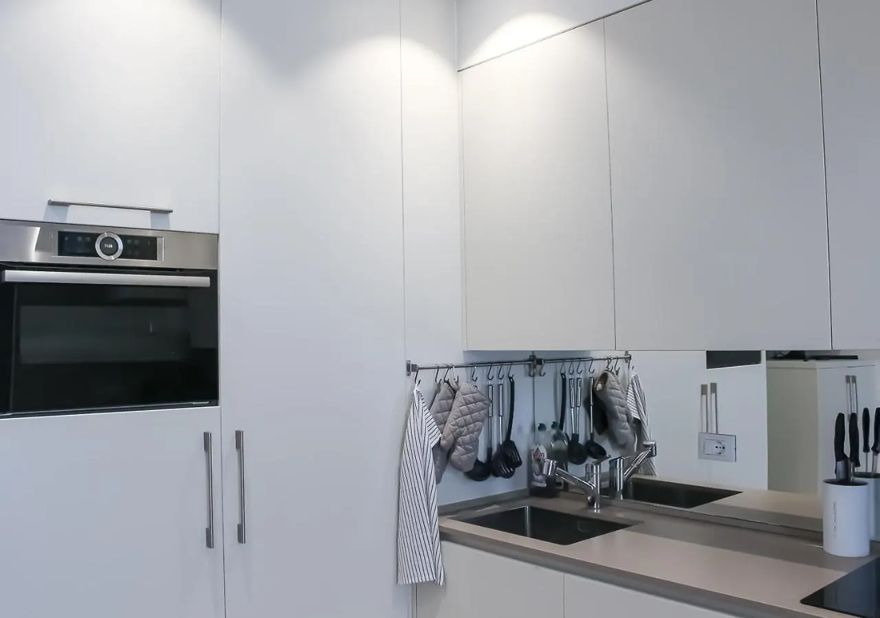Bmp Apartment Atmosphere 1 Centrale Con Garage Riccione