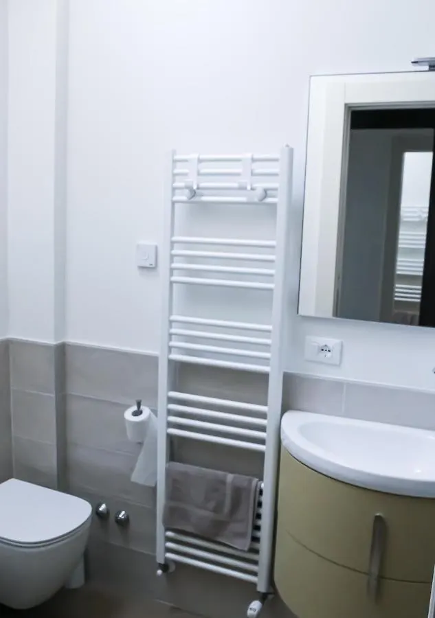 Bmp Apartment Atmosphere 1 Centrale Con Garage Riccione
