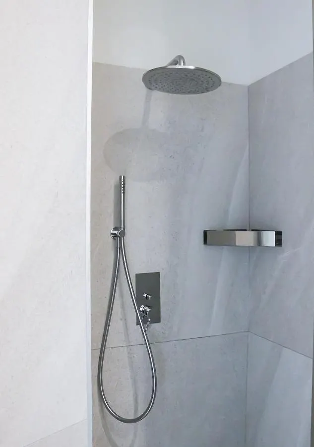 Bmp Apartment Atmosphere 1 Centrale Con Garage Riccione