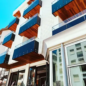 3* Hotel Hotel Montecarlo - Vista Mare Con Piscina & Area Fitness